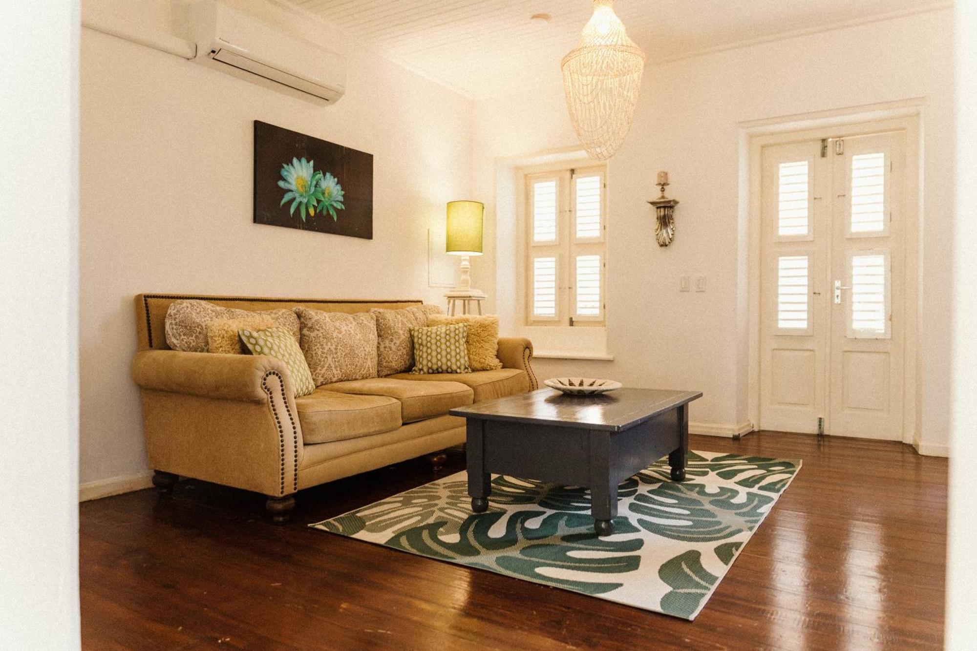Bario Hotel Willemstad Habitación foto